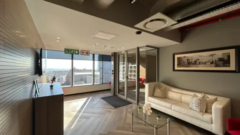 office 117 on strand (14).